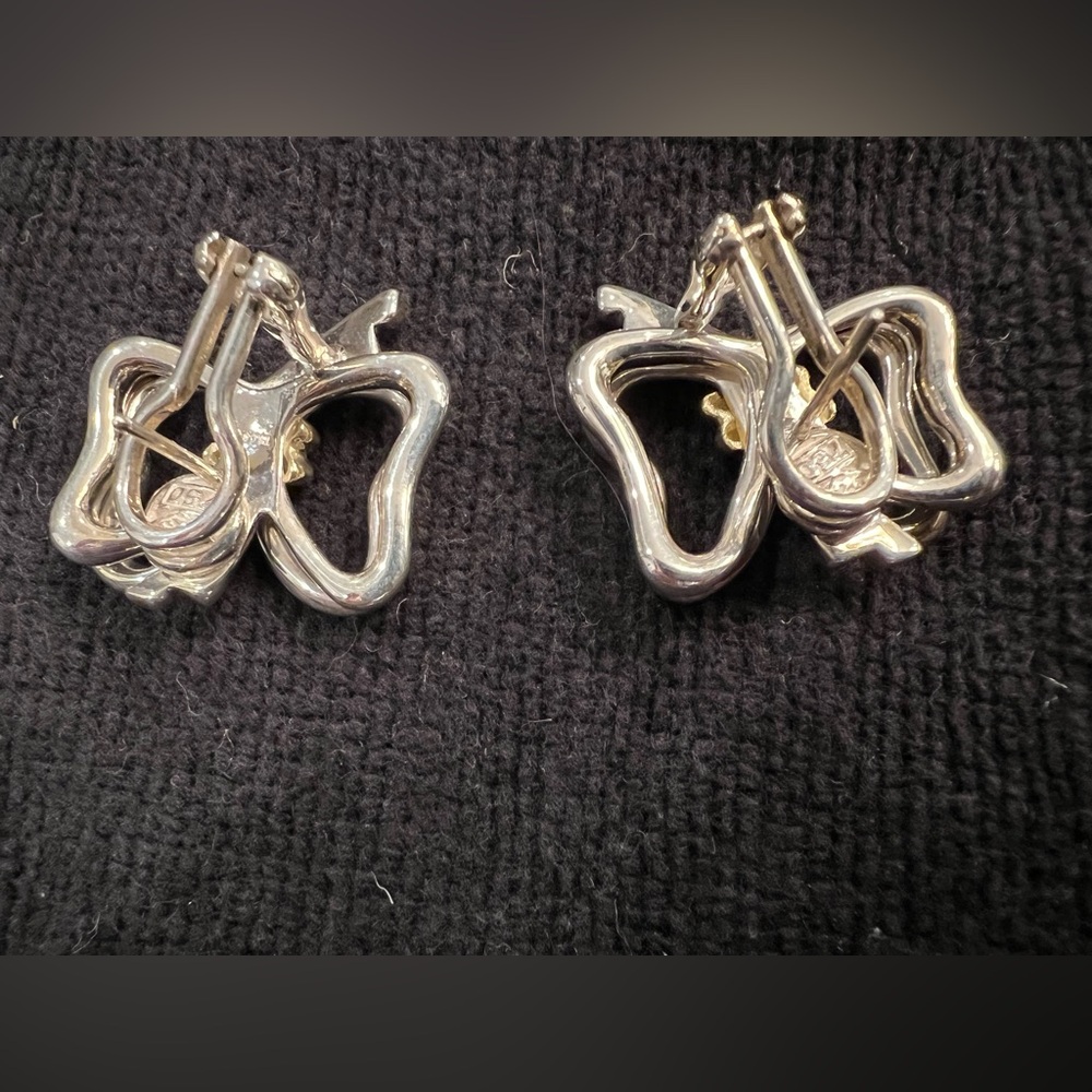 Tiffany & Co. Sterling Silver & 18k Gold Bow Earrings – Vintage Polished - Picture 6 of 9